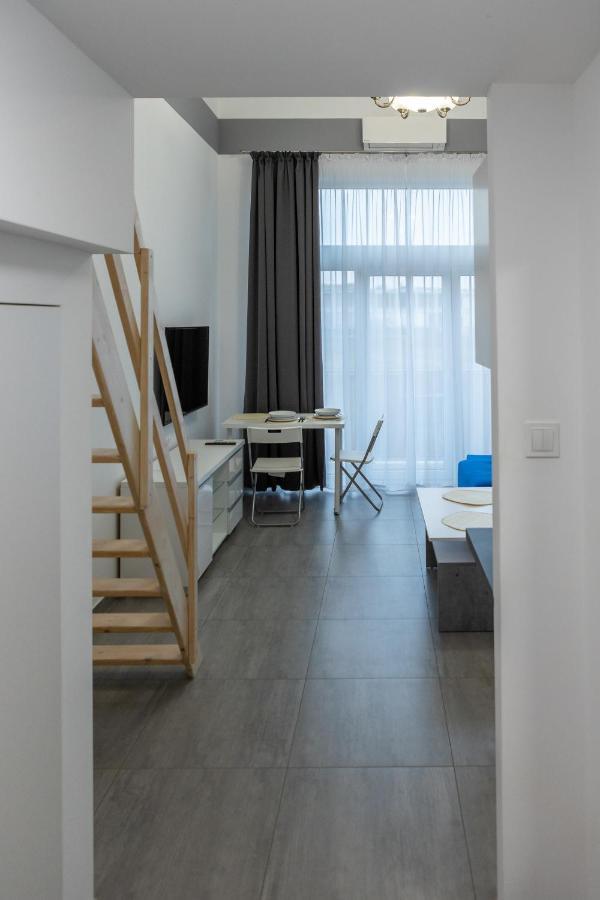 Studia Przy Lotnisku Od Wroclawapartament-Pl Exterior photo