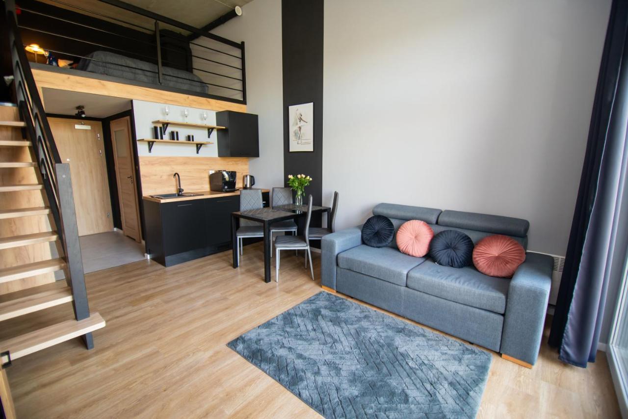 Studia Przy Lotnisku Od Wroclawapartament-Pl Exterior photo